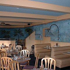 Dining Room, Tables & Booths